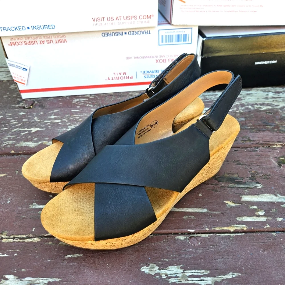 Cushionaire Women's Platform Sandals Size 8.5 - Picture 8 of 16